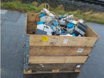  Unused Box of Water Spreaders to suit Bomag - Ataşament