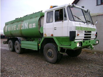  TATRA 815 CA-18 6x6 - Camion cisternă
