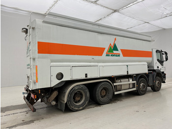 Iveco Eurotrakker 450 - Camion cisternă: Foto 4