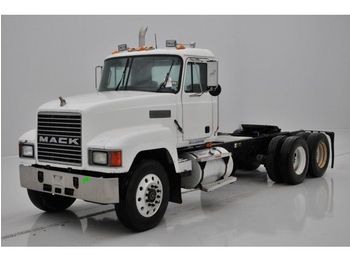Mack CH 613 - 6X4 - On Camelback - Cap tractor