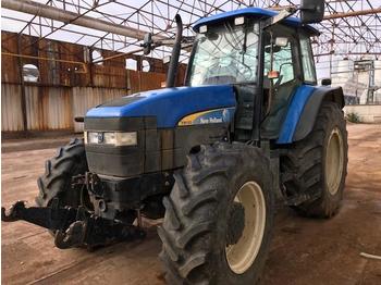 Tractor agricol New Holland TM155: Foto 1