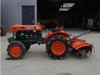 Kubota B60004X4 - Tractor agricol