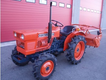 Kubota L1501 DT - 4X4 - Tractor agricol