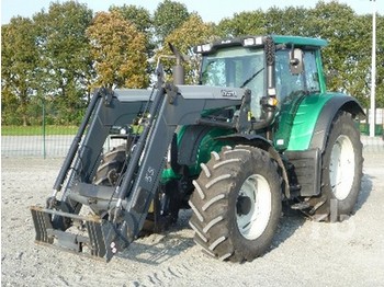 Valtra N142V - Tractor agricol