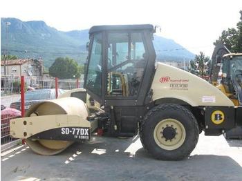 INGERSOLLRAND SD77DX
 - Cilindru compactor
